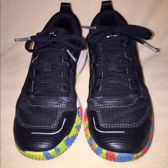 Under Armour Youth Sneakers - Picture 2 of 6